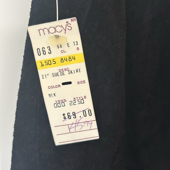 Vintage NWT Suede Skirt by Jennifer Moore - Picture 5 of 6